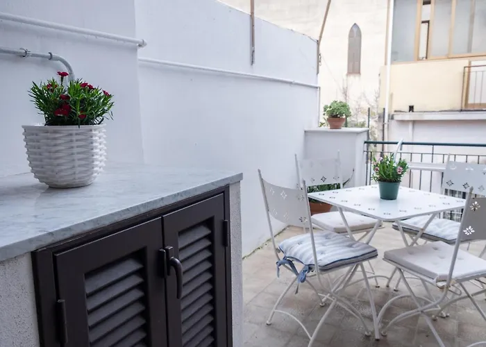 Fermata Cappuccini Affittacamere