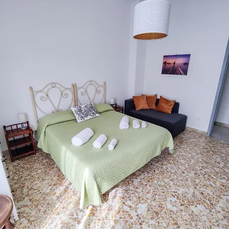 Fermata Cappuccini 게스트하우스 3*